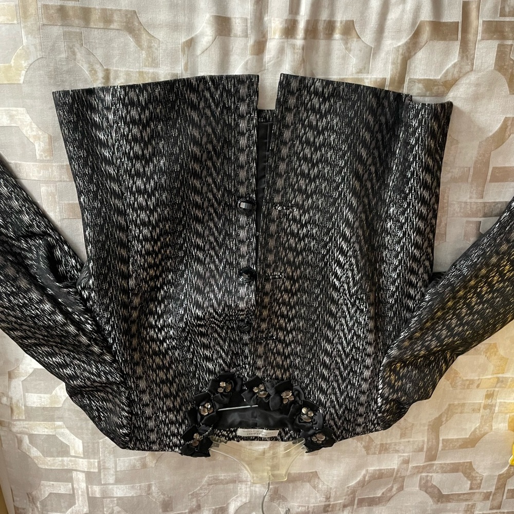 Women’s skirt and blazer set